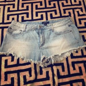 Forever 21 cut off mid rise shorts